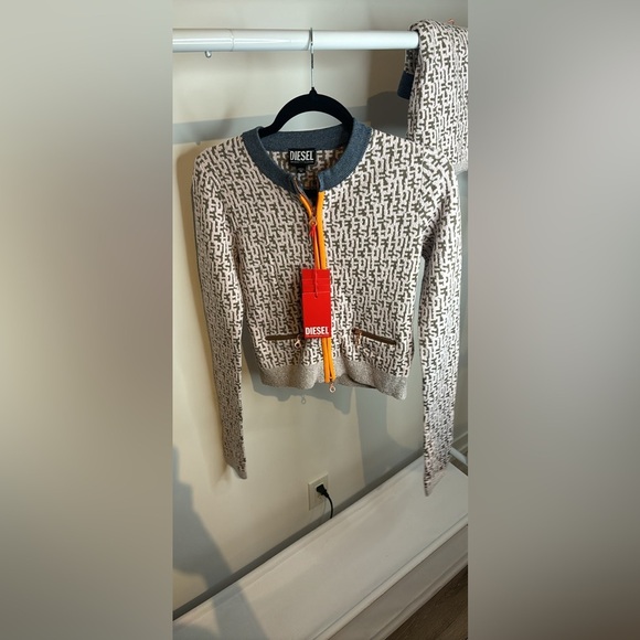 Diesel Monogram Cardigan S Authentic ( matching set available medium size skirt) - Picture 9 of 16